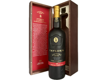 Load image into Gallery viewer, Taylor's Victory Port 80 Years Old Tawny 1945 – 0.75 L – Giftbox